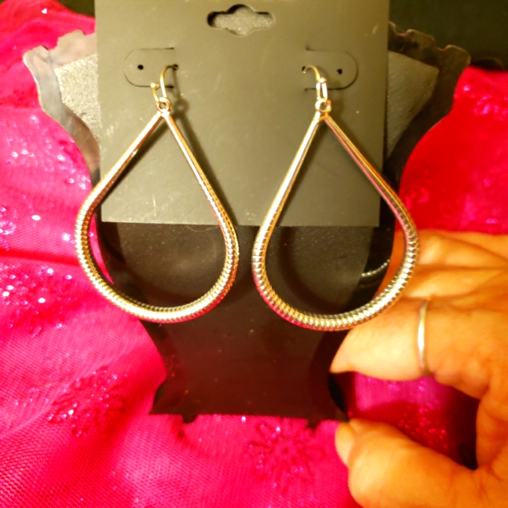 Apt 9 silver hoop earrings